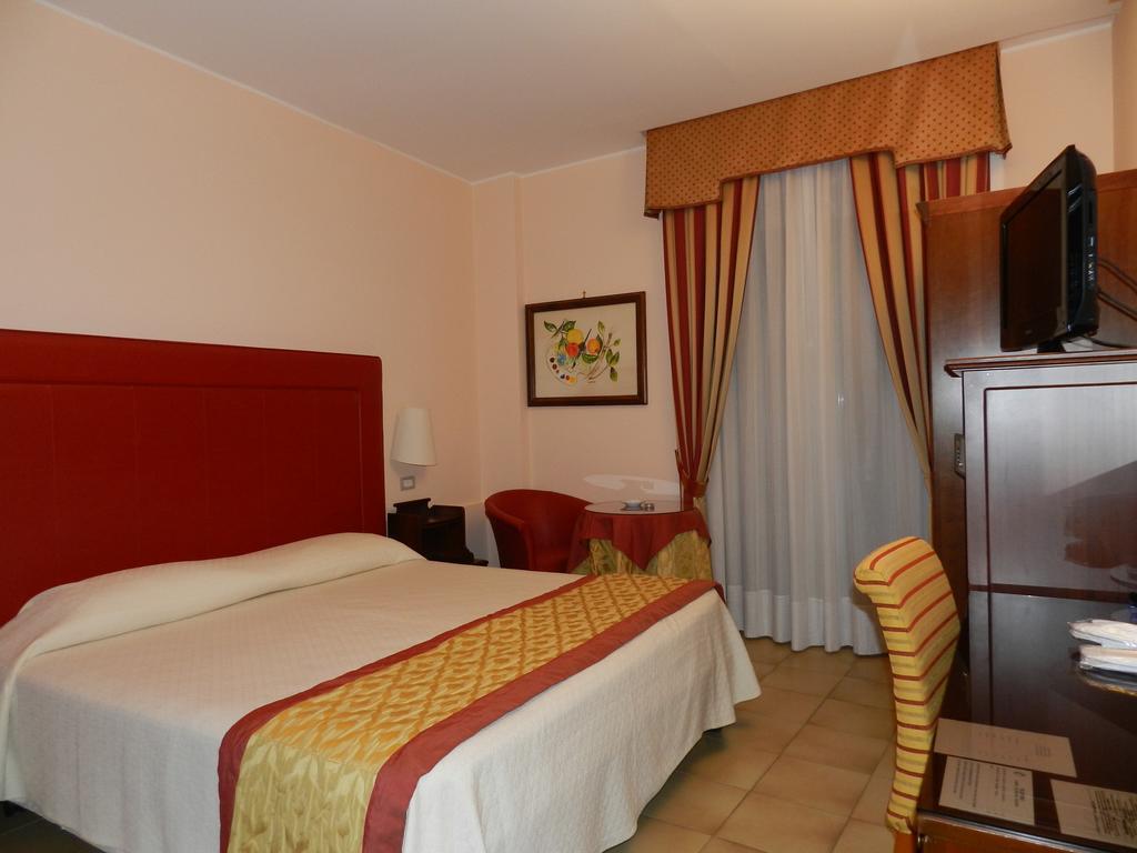 Hotel Il Mulino Capo dʼOrlando Exteriér fotografie